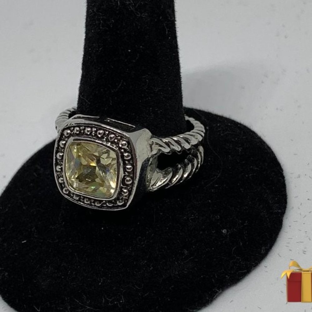 Halo Crystal Center Ring NWOT